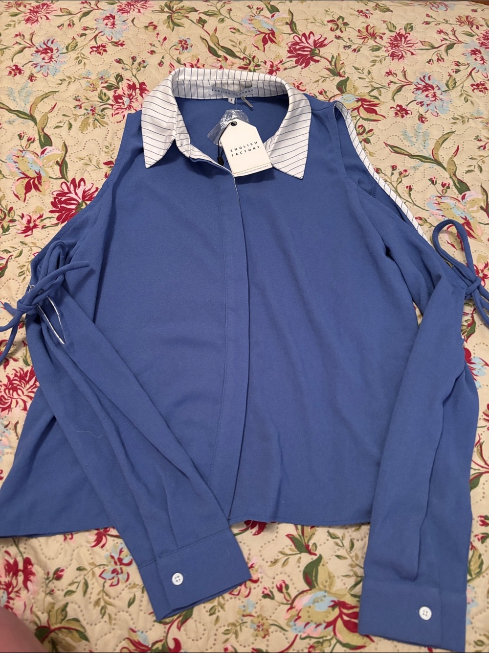 English factory Blue Cold-Shoulder Blouse with Striped Collar.
